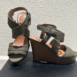 New Anthro Indigo Rd. Olive Green Wedge Sandals 6.5